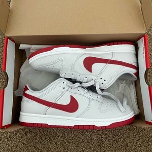 Brand new “dunk low ‘vast grey varsity red” shoes. Size 8 men’s
